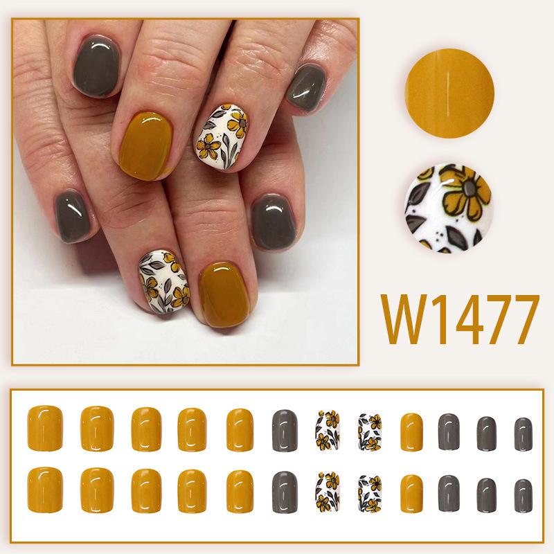 

European & American Style Retro Brown Floral Coffee Wearable Fake Nails - Detachable & Finished