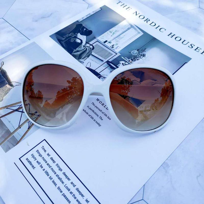 Classic Retro Fashion Oval Women Sunglasses Vintage Large Big Sunglasses for Ladies