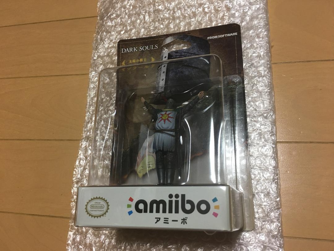 

[Б/У] amiibo Солнечный Воин (ТЕМНЫЕ ДУШИ)