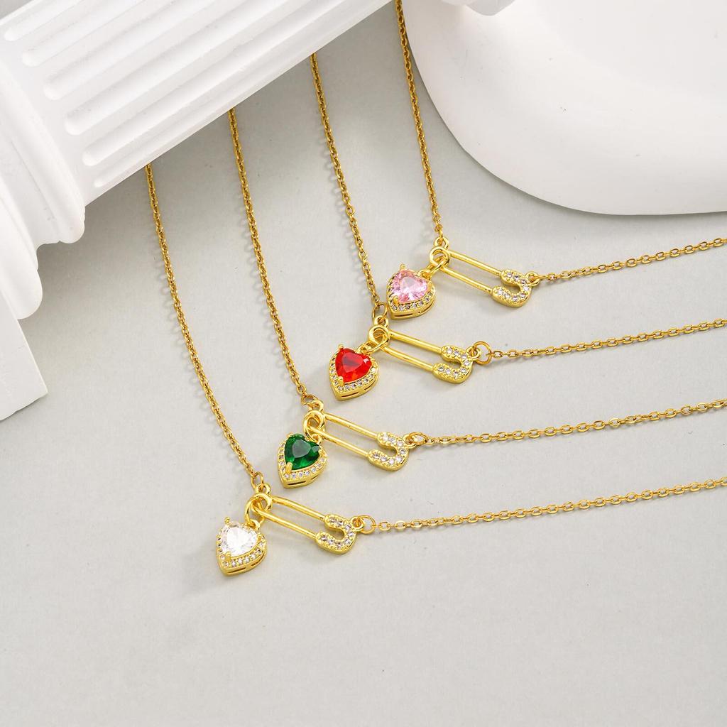 Vnox Diverse Heart Pendant Necklace For Women Girls, Stainless Steel Shell CZ Crystal Charm Choker, Fashion Jewelry Party Gifts