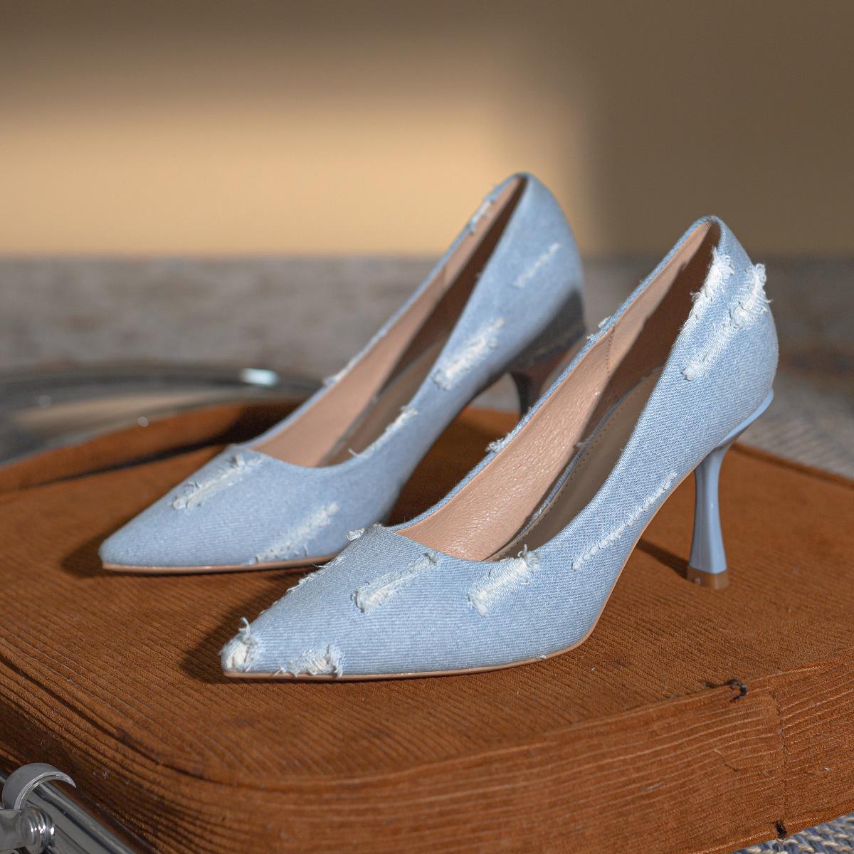 

Весна и лето новые остроносые тонкие каблуки высокие каблуки 2025 неглубокие туфли-лодочки женский нишевый дизайн простые европейские и американские туфли 34 джинсовый синий