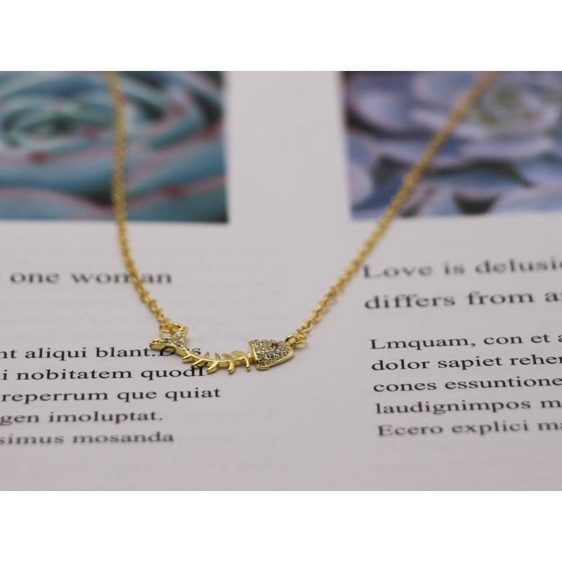 Fashion Temperament Fishbone Necklace Fashion Student Collarbone Chain Women's Cold Style
