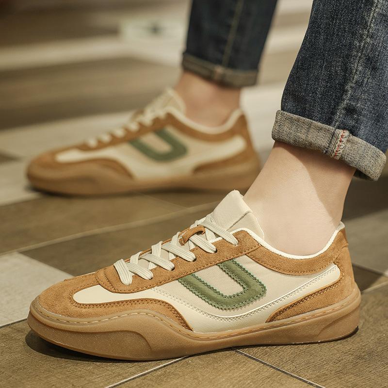 

German training shoes men s 2025 spring and autumn new leather versatile retro casual board shoes men s sports flat training shoes 44