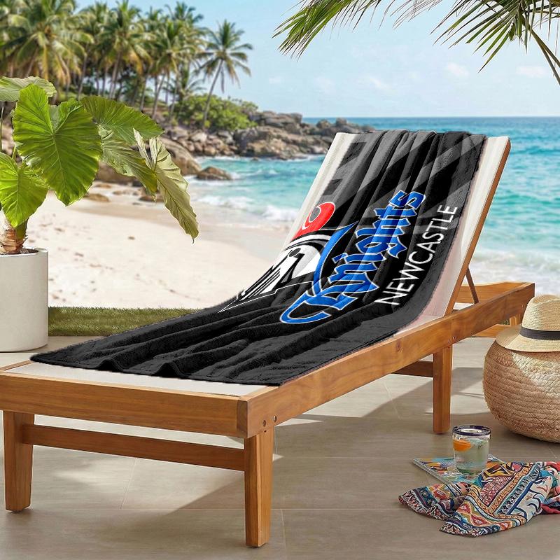 Knights Fashion Beach Towel: Ideal for Summer Adventures Soft, absorbent and quick drying suitable for swimming and bathing
