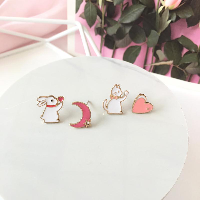 New Fashion Moon Rabbit Pearl Small Stud Earrings for Women Cute Animal Cat Moon Asymmetrical Earring Party Jewelry Gifts