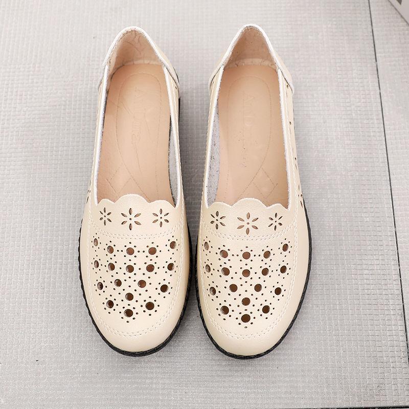 Summer Hollow Breathable Leather Shoes Women's Comfortable Soft-soled Hole Shoes Non-slip Mother To the Age of