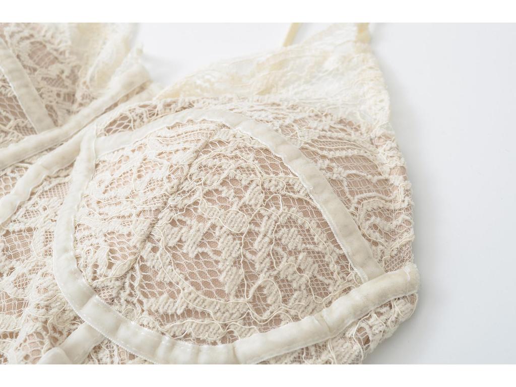 Women's Lace Camisole with Chest Pads - 2025 Slim-Fit, Versatile Base Layer, Wear as Outer or Inner Top