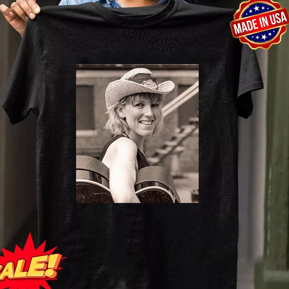 NEW Lucinda Williams Classic T Shirt Black All Size S-5XL Unisex T-Shirt M