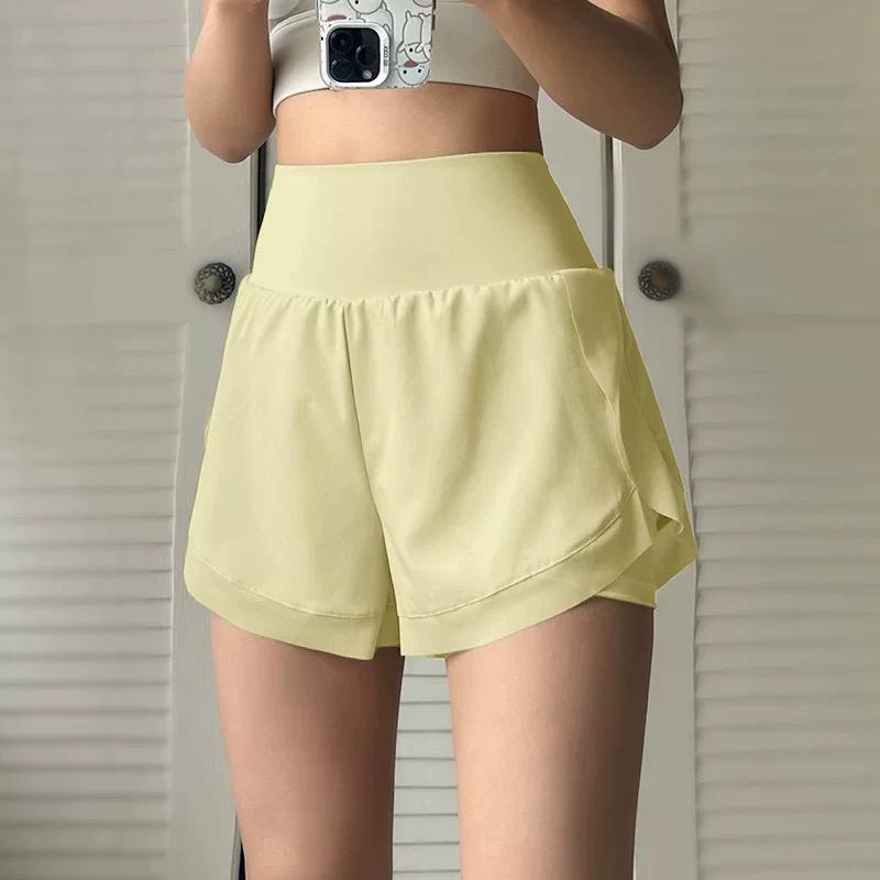 Women s Quick-Drying Mid-Waist Yoga & Running Shorts Small (80-95 lbs)
