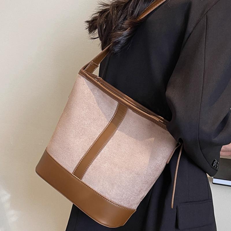 Tasche Damentasche Retro Schlicht Mattfleece Pendler Neue Bucket Bag Hoher Wert Schlicht Ausgehen Schultertasche
