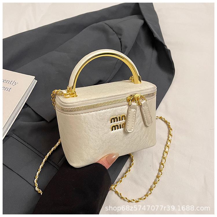 Premium niche bag women's 2025 new summer messenger bag casual portable box bag popular bucket bag