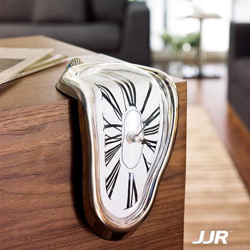 Creative Melting Table Clock with Roman Numerals – Retro Twist Design for Home and Office Decor