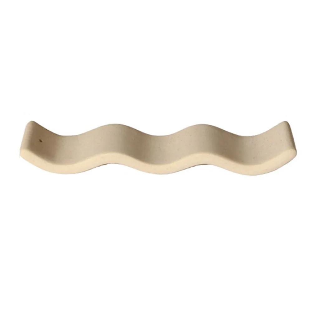 

Elegant Porcelain Incense Holder for Tabletop Decoration with Material and Stable Base for Home and Tea Room Use