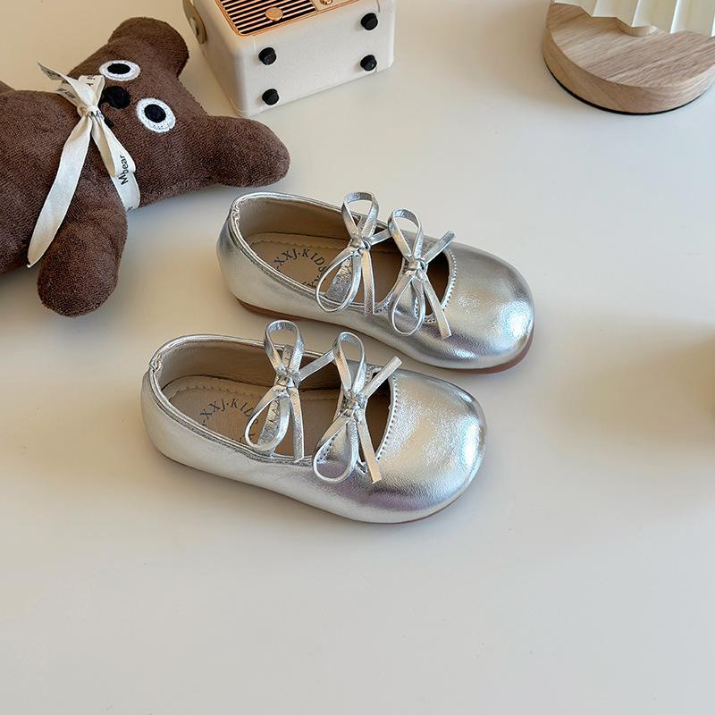 

Girls princess shoes 2025 new summer soft-soled silver little girl light mouth single shoes medium and small children s baby princess shoes 25 yards inner length 15.5cm