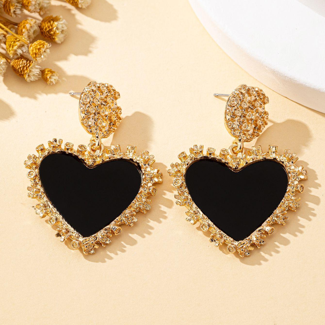 

A Pair of Women s Earrings, Heart-Shaped Red and Black Leopard Print Metal Acrylic Pendant Earrings, Suitable for Daily Wear and Vacation Wear чёрный