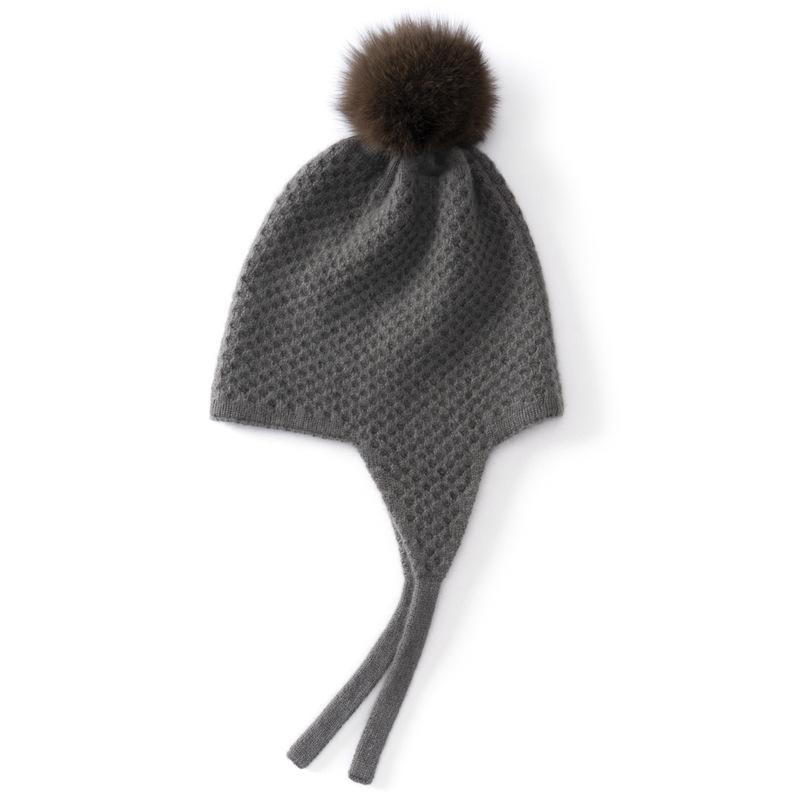 Autumn and winter new cashmere hat European and American big fox hairball hundred bags head warm ear protection cold knitting
