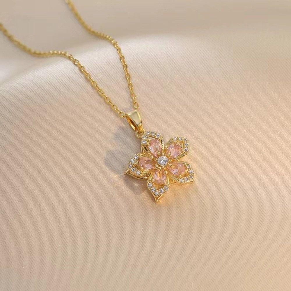 Sweet Zircon Pendant Necklace Shiny Petal Gold Necklace Gifts Rotatable Flowers Choker For Women