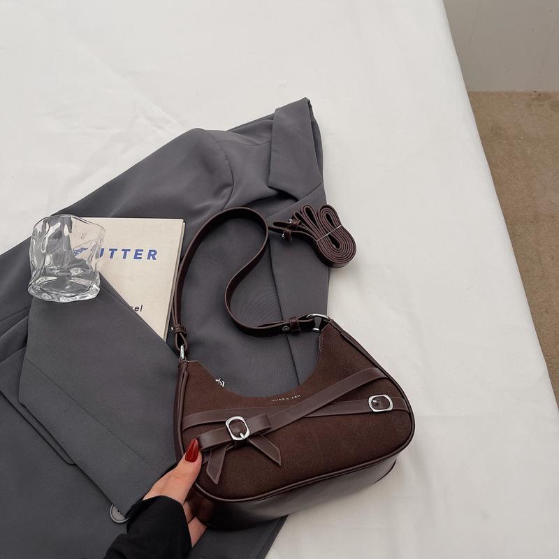 Crescent Bag Spring New Casual Simple Popular Fresh and Fashionable Shoulder Portable Commuter Armpit Bag