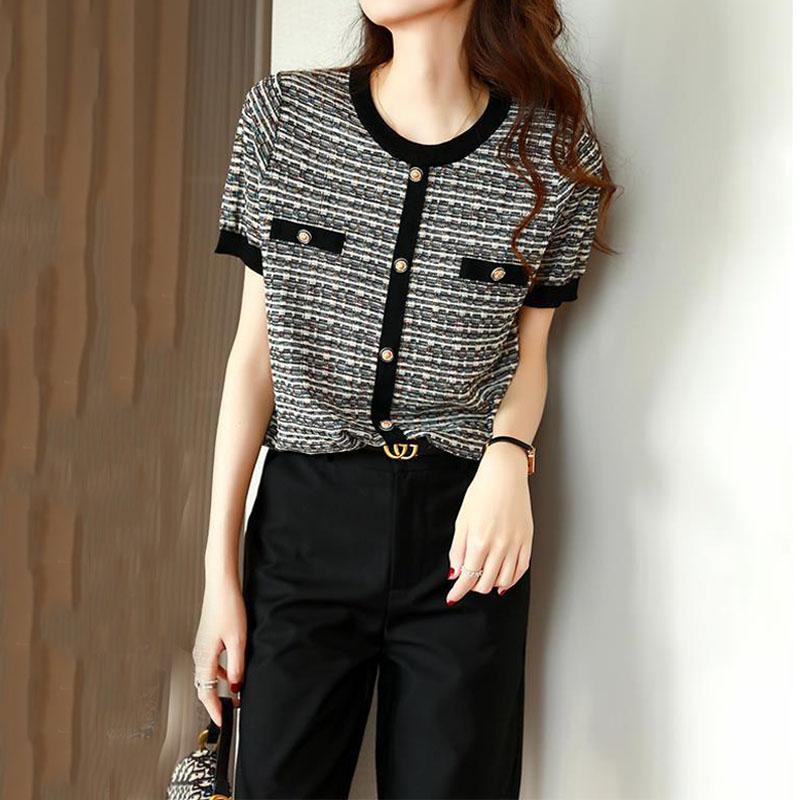 

Элегантные Модные Трикотажные Топы с Коротким Рукавом и Круглым Вырезом, Универсальные Летние Пуловеры на Пуговицах для Повседневной Носки, Женская Одежда M чёрный