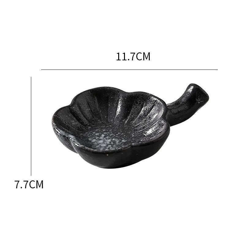 Japanese Sauce Dish Tableware  Ceramics Seasoning Small Dish Flower Shape Saucer Retro Seasoning Plate With Handle Sushi Plates