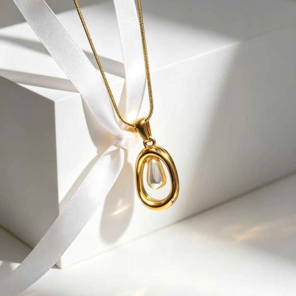 18K Gold-Plated Stainless Steel Water Drop Pearl Clavicle Necklace - Elegant Luxury Women's Jewelry