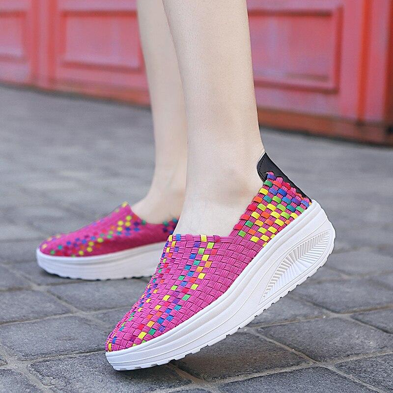 Sommerhöhe zunehmende Zopf-Strand-faule Schuhe Frauen-beiläufige Webart-weiche Beleg-auf Plattform-Loafer mit dicker Sohle