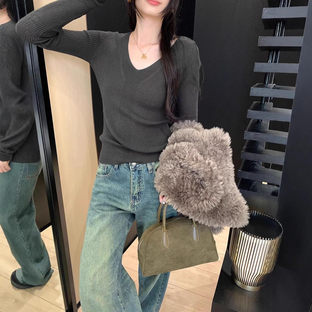 Women's European V-Neck Slim-Fit Knit Sweater - Spring/Autumn 2026 Collection