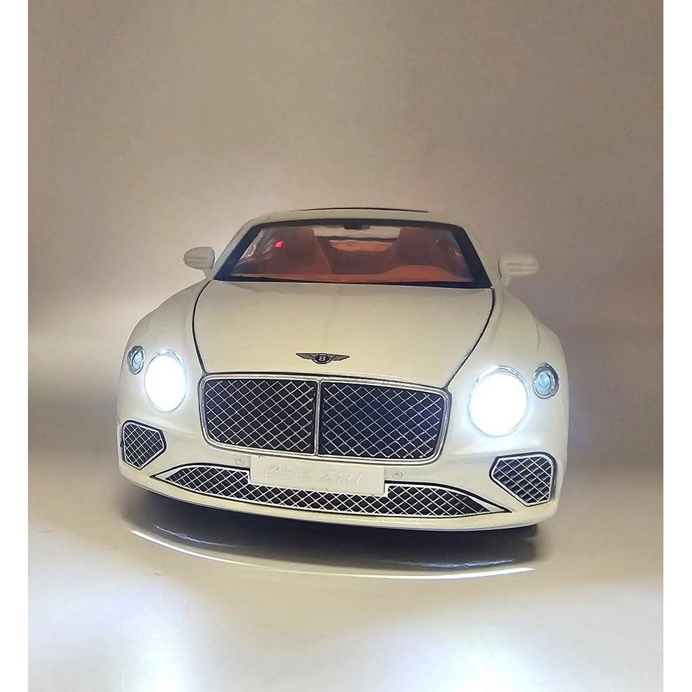 Bentley Continental Coupé 1:Diecast Modellauto im Maßstab 1:24 - Weiß