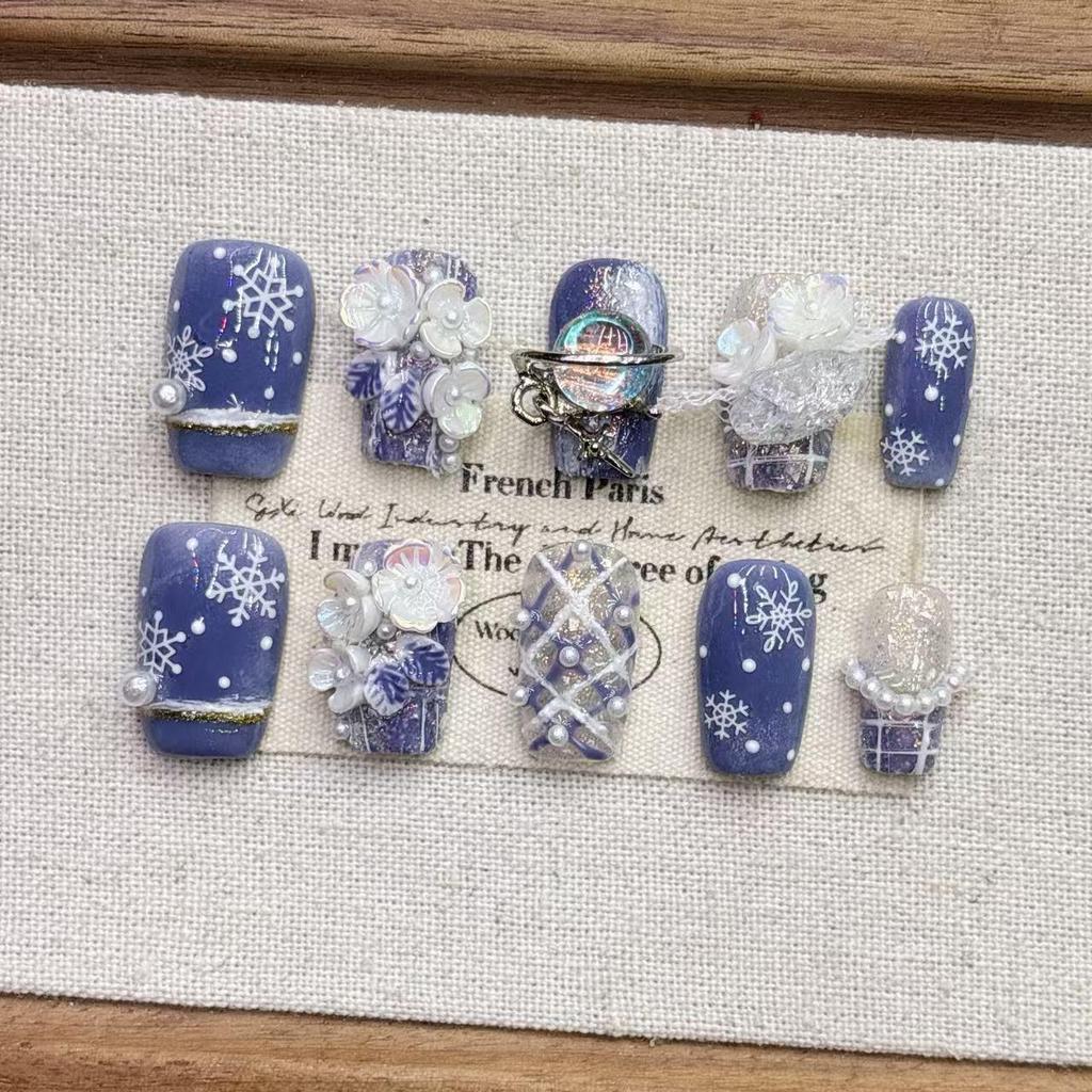 Almond Shaped Blue Snowflake Handmade Fake Nail Tips