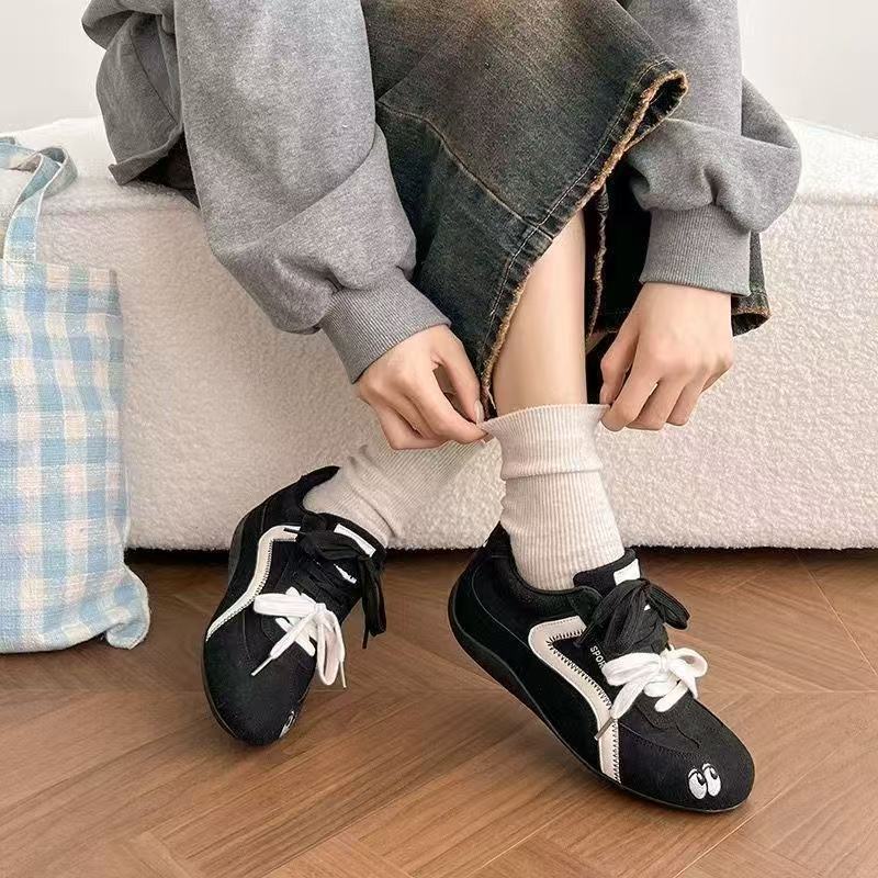 Niche Design Red Platform German Training Shoes, New Original Inner Height Increase Casual Soft Leather Retro Sports Shoes