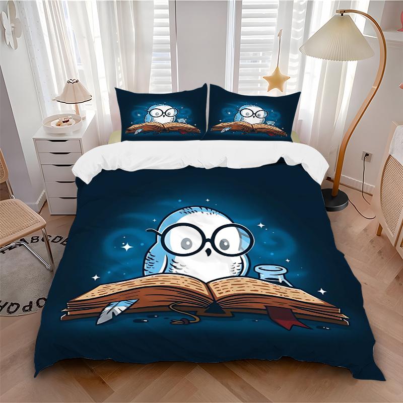 3pcs Owl Reading a Book Quilt Cover Set - Soft and Cozy Bedroom, Guest Room and Dorm Decorative Bedding 3-Piece Set 1 Quilt Cover + 2 Pillow Sham