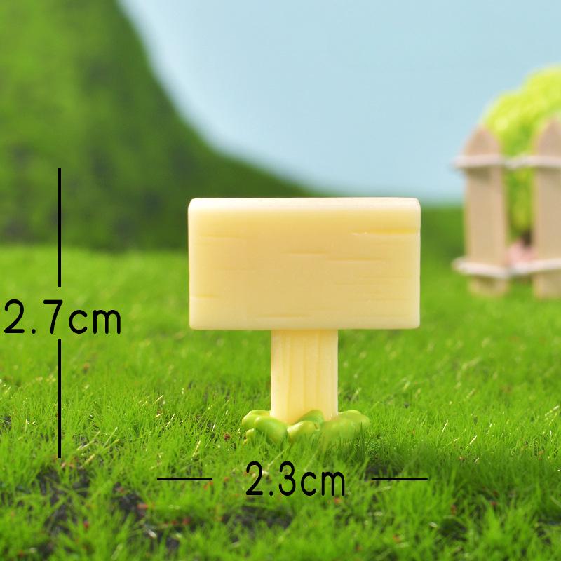 Small Decorative Items for Gardening and Rural Landscape Decoration In A Pastoral Style