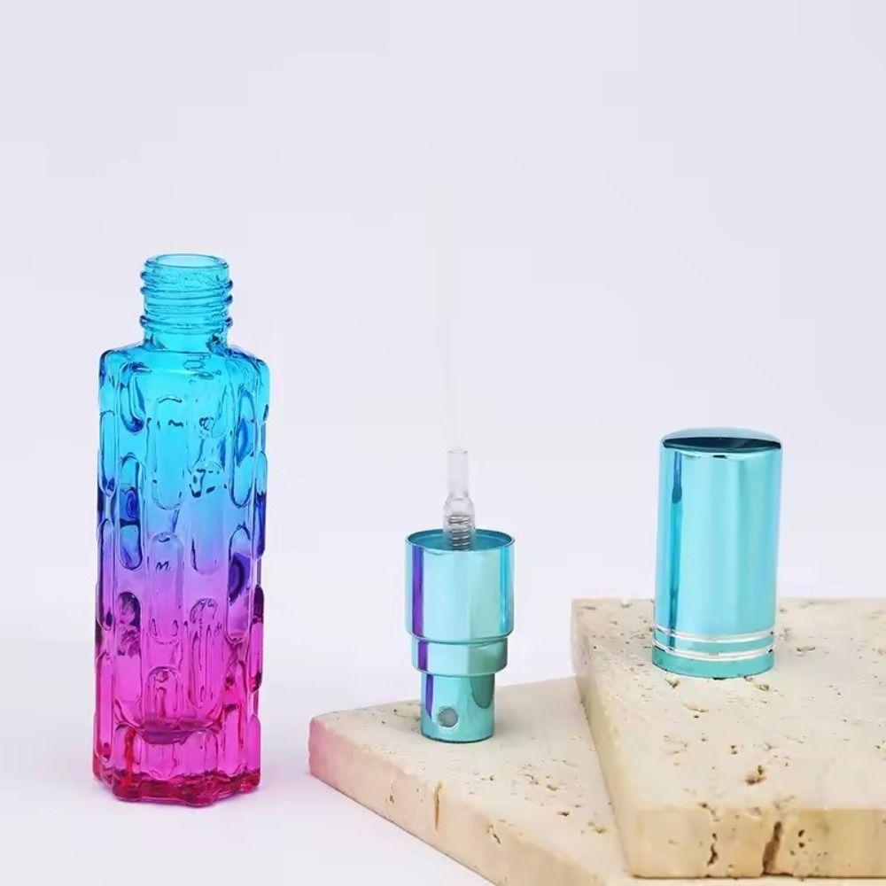 Nachfüllbarer Parfümflakon 10 ml Parfümzerstäuberflakon Mode-Sprühflasche Reise