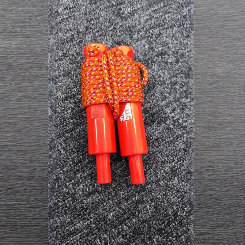 

OLOMM Ret Висувні Шипи Зчеплення для Льоду