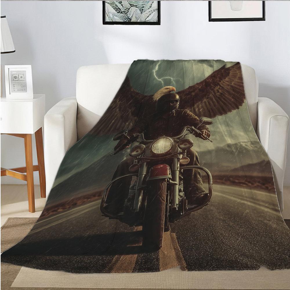 Motorcycle and eagle wings Flannel printed blanket suitable for all seasons suitable for living room office sofa and travel