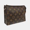 [Pre-Owned] Poche Toilette 19 Classic Monogram Versatile Portable Canvas Toiletry Bag Clutch - Very Good #1CJC5K2