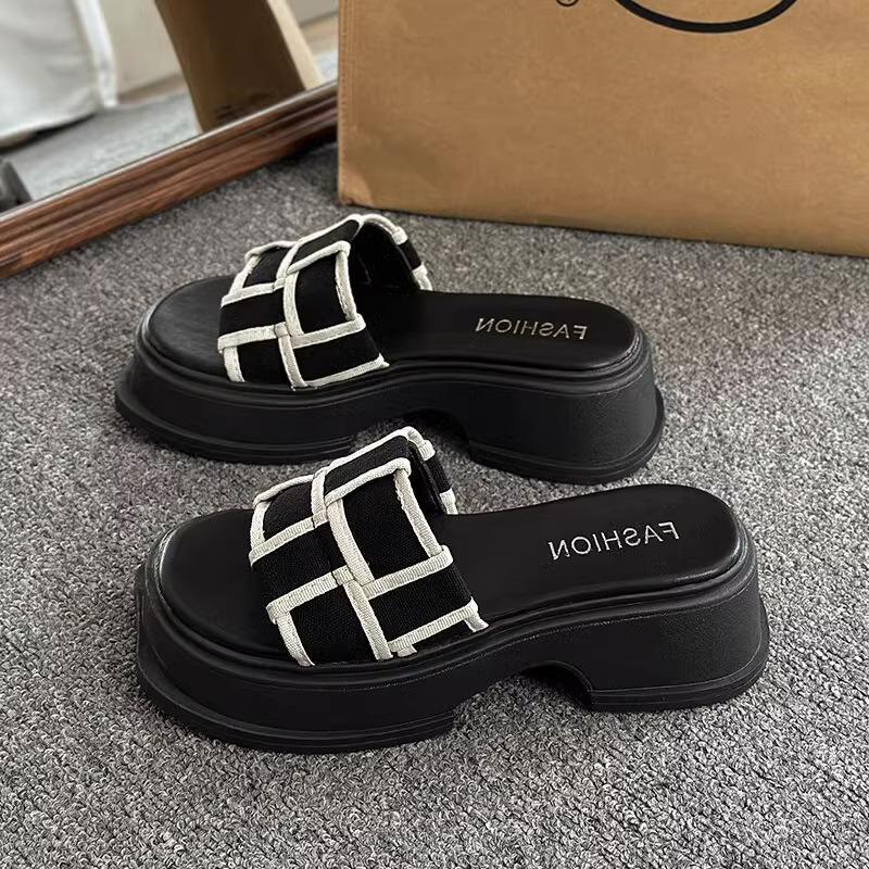 Fashion 2025 Roman Sle Women's Sandals Outdoor Wear Comfortable Breathable Slip-On High Quali Summer oes Faionable Casual Loa...