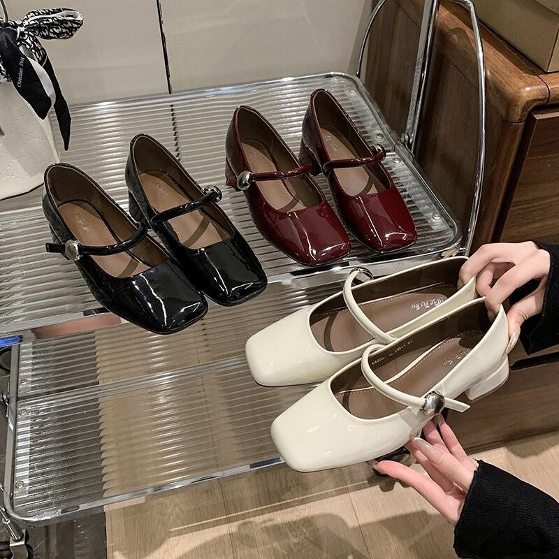 French patent leather Mary Jane single shoes women's 2025 spring new versatile thick heel square head one-word buckle temperament high heels
