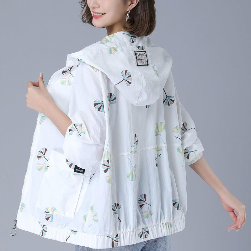 Letní bunda Ženy Ochrana proti slunci Oblečení Móda Matka středního věku Ležérní Volná Tenká větrovka s kapucí Kabát Fema