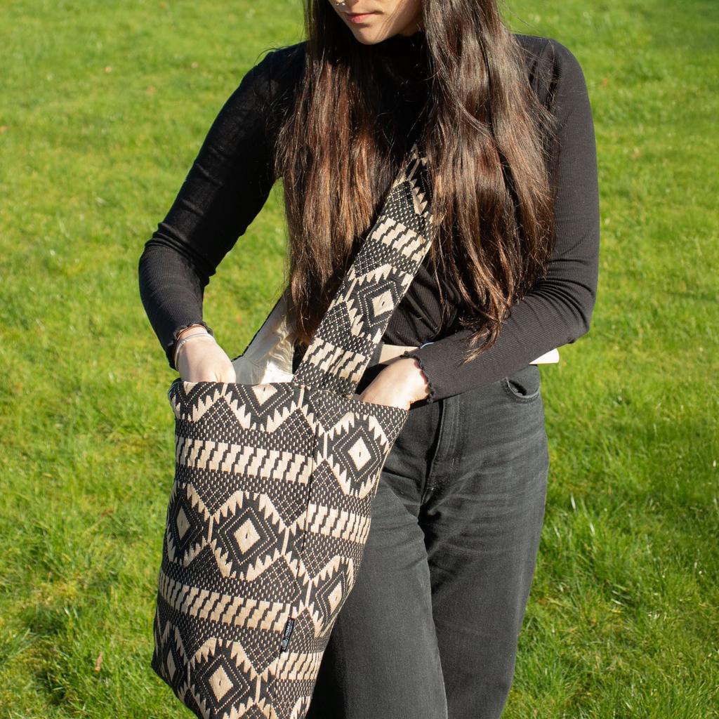 Jacquard Natural Bags – Desert Loom – Nomad Carryall
