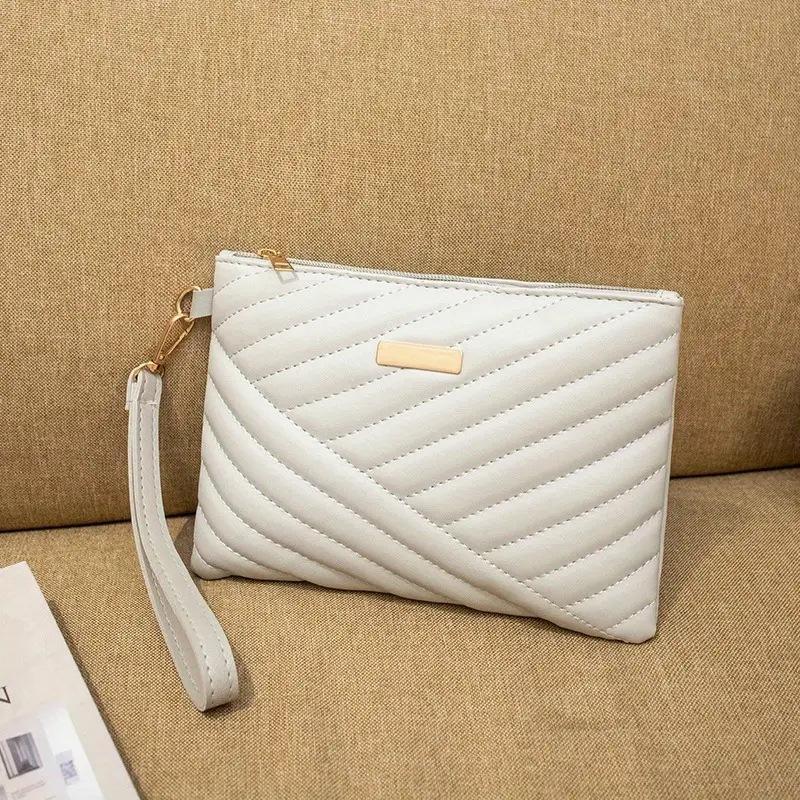 Women's Handbag Versatile Embroidery Thread Fashion Bag Mobile Phone Bag Casual Women's Bag Envelope Bag