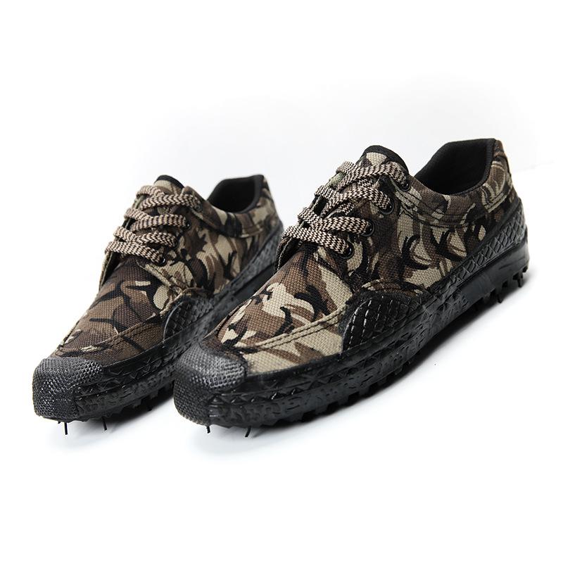 3537 Comfortable Wear-Resistant Liberation Camouflage Canvas Training Shoes.