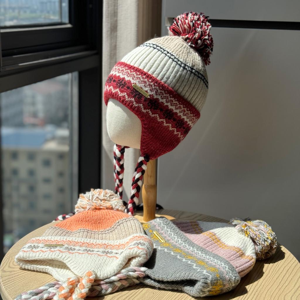 New Style Wool Ball Knitted Wool Hat for Women In Autumn and Winter Korean Style Thickened Cold Proof and Warm Ear Protecting Lei Feng Hat Small Face