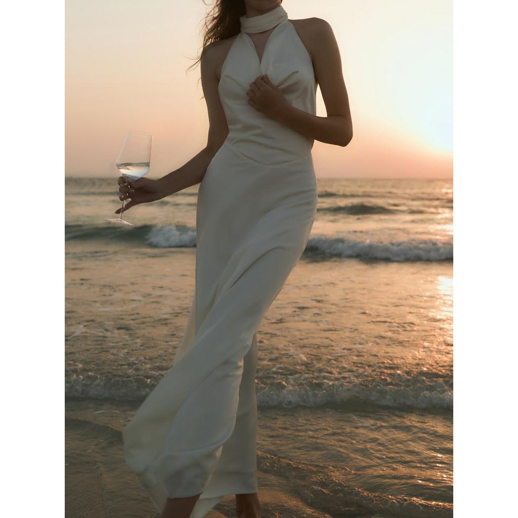 Summer New Satin Halter Dress Women's Sexy V-neck Backless Slim Fit Long Maxi Dress European American Crossbody Women's Clothing