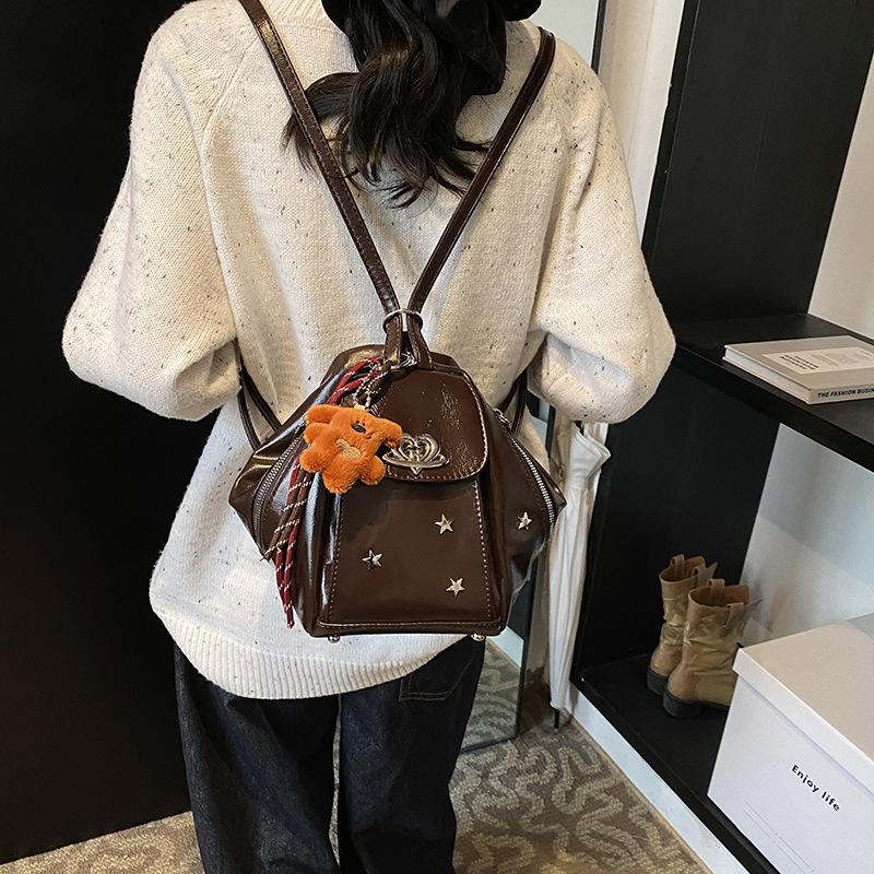 2025 new fashion trend versatile backpack women's bag shoulder bag high-end foreign style small backpack