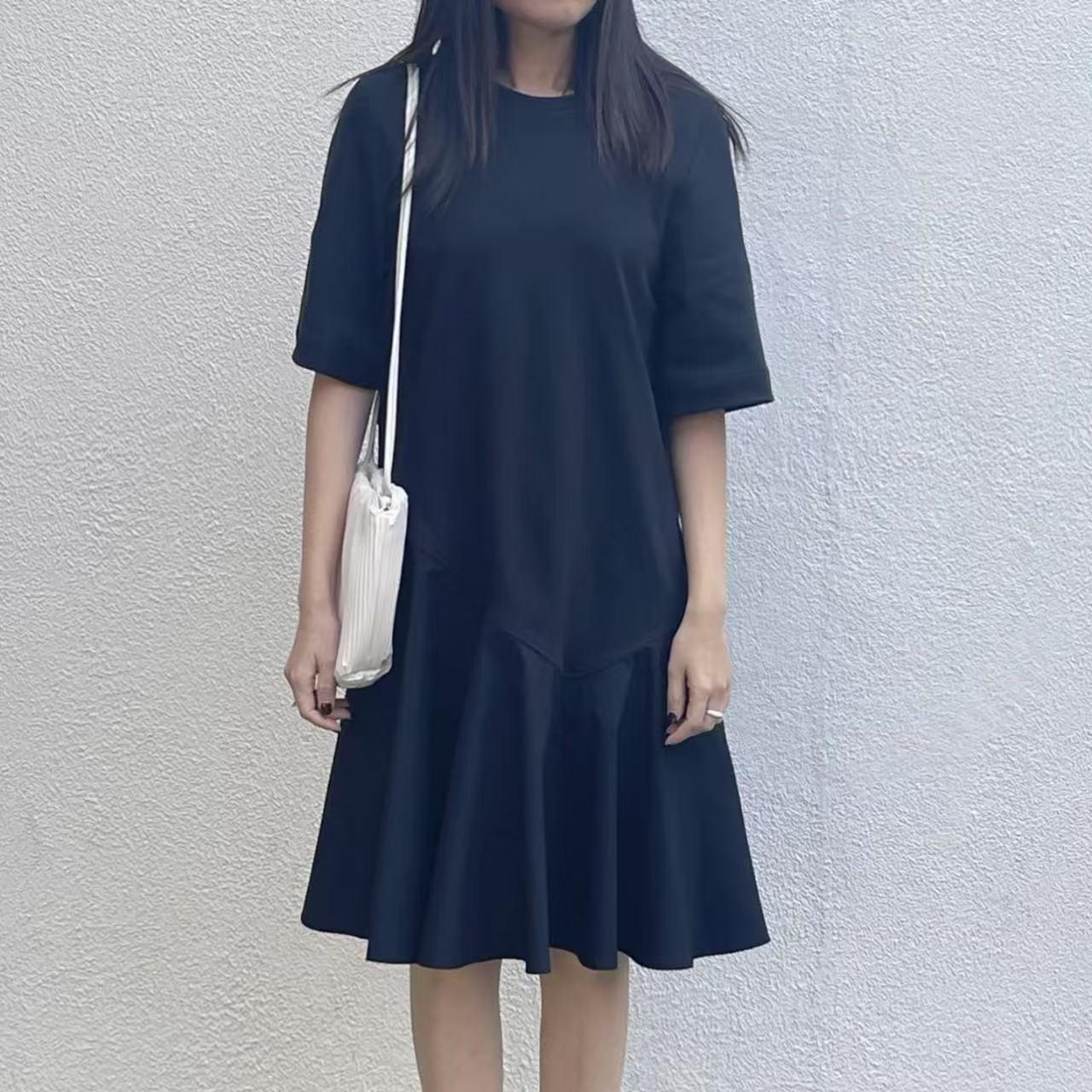 

Модное асимметричное женское платье с короткими рукавами - Лето 2025, А-силуэт Small чёрный