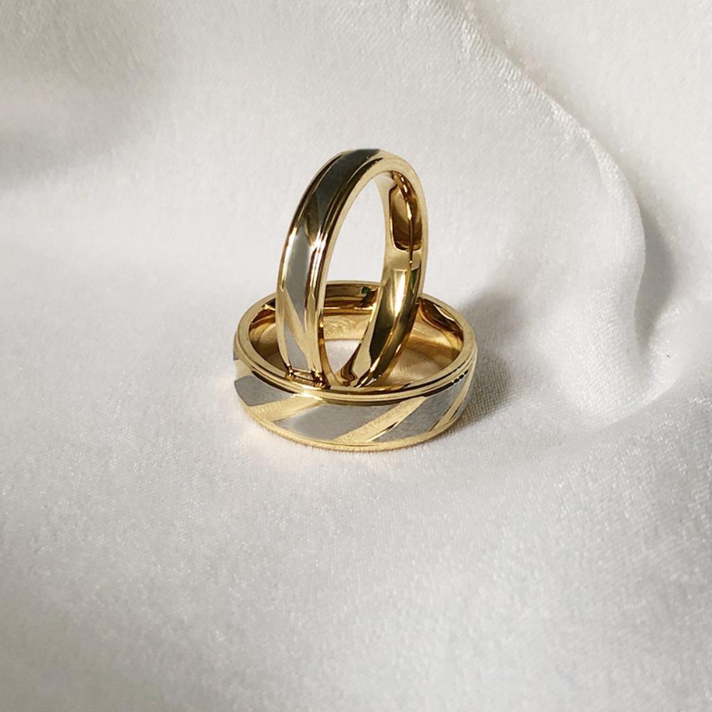 Titanium Steel Couple Rings Gold Color Simple Design Twisted Pattern Matching Rings for Couples