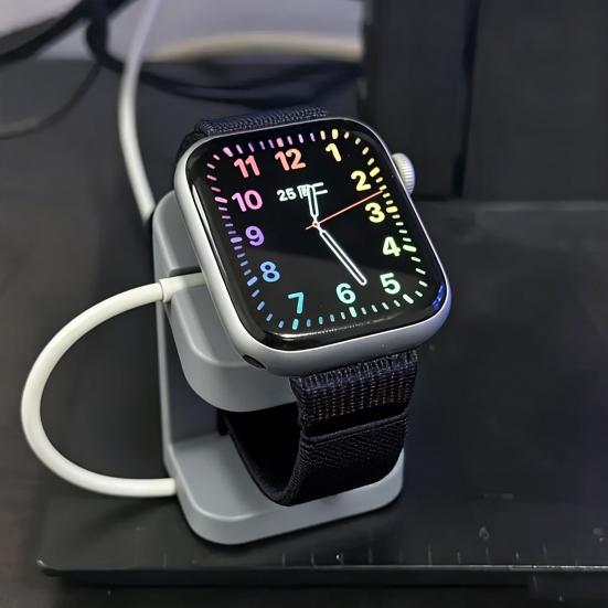 Modern Watch Holder 3D Printed Smartwatch Stand Minimalist Desk for Apple Samsung Artistic