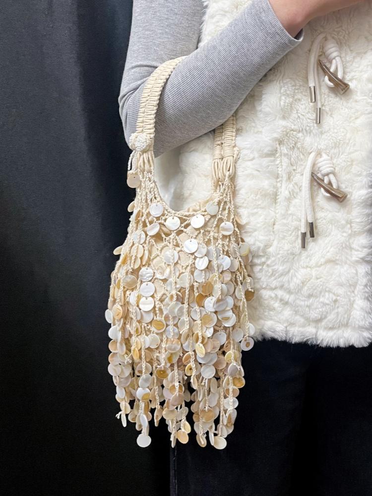 Bohemian Style Natural Shell Piece Woven Armpit Bag Women Casual Seaside Beach Vacation Handmade Bead Tassel Mesh Handbag