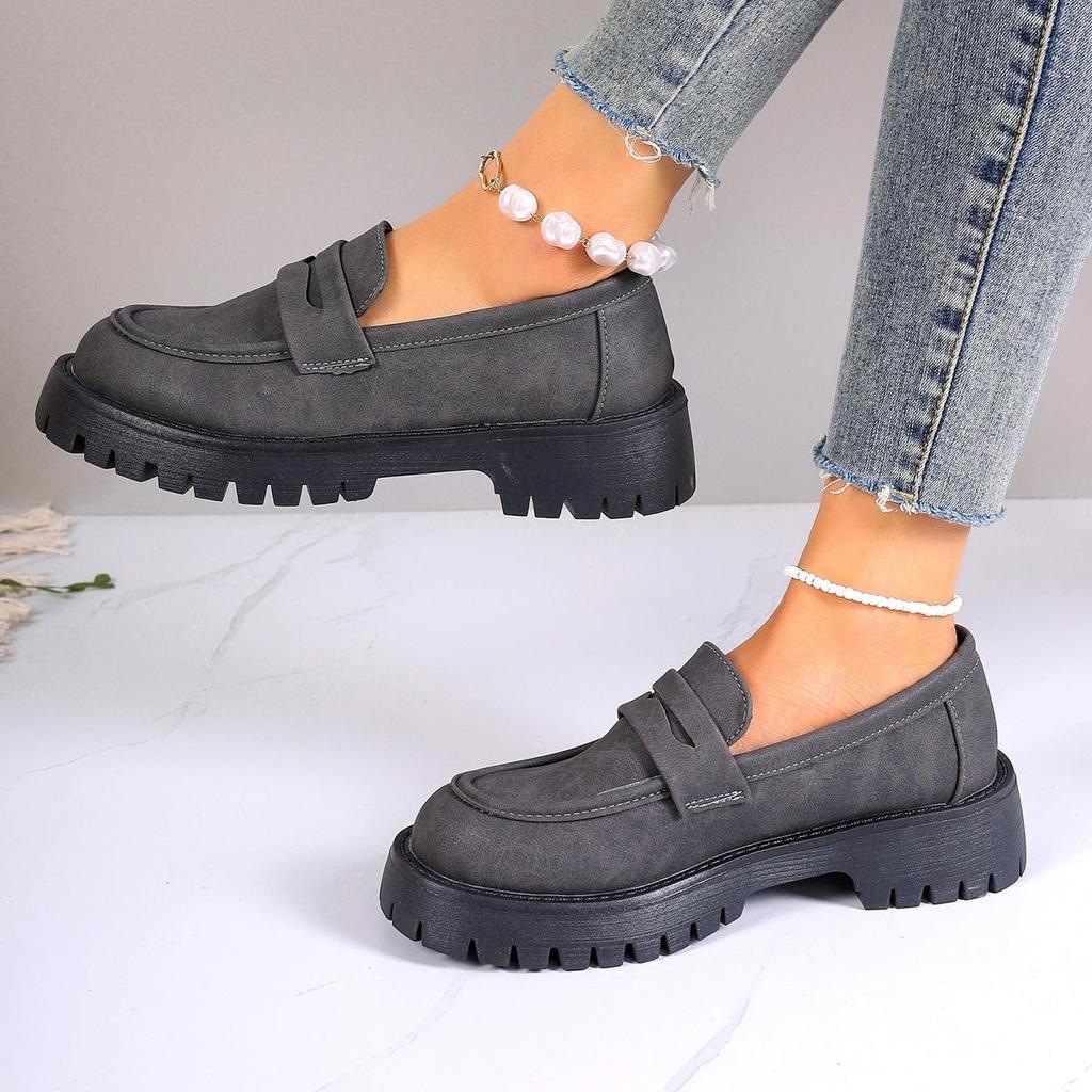 Spring & Fall Large Size Platform Loafers: Thick Sole, Solid Color Slip-On Casual Shoes for European & American Fashion.